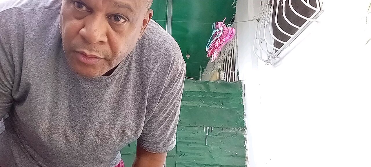 🇺🇸🇵🇭KEEPING MOON SAFE & CLEAN