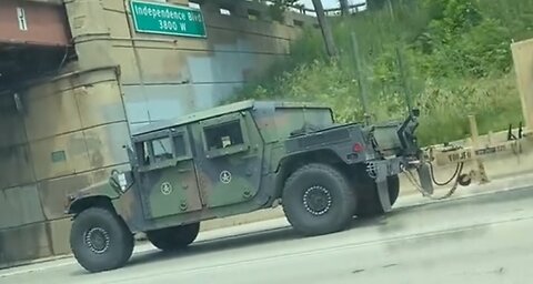 GET READY! Trump DEPLOYS FEDERAL AGENTS to CHICAGO | MILITARY TANKS in Route