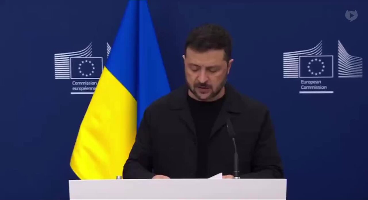 Zelenskyy Says Ukraine’s Constitution Makes Giving Up Land ‘Impossible’