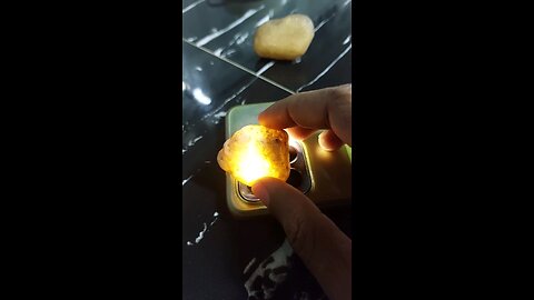 Natural Geuda Gemstone 💎 | Non-Heated Raw Sapphire from Sri Lanka