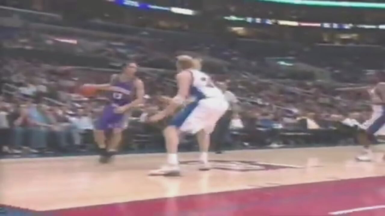 Steve Nash 20 Points 18 Ast @ Clippers, 2005-06.