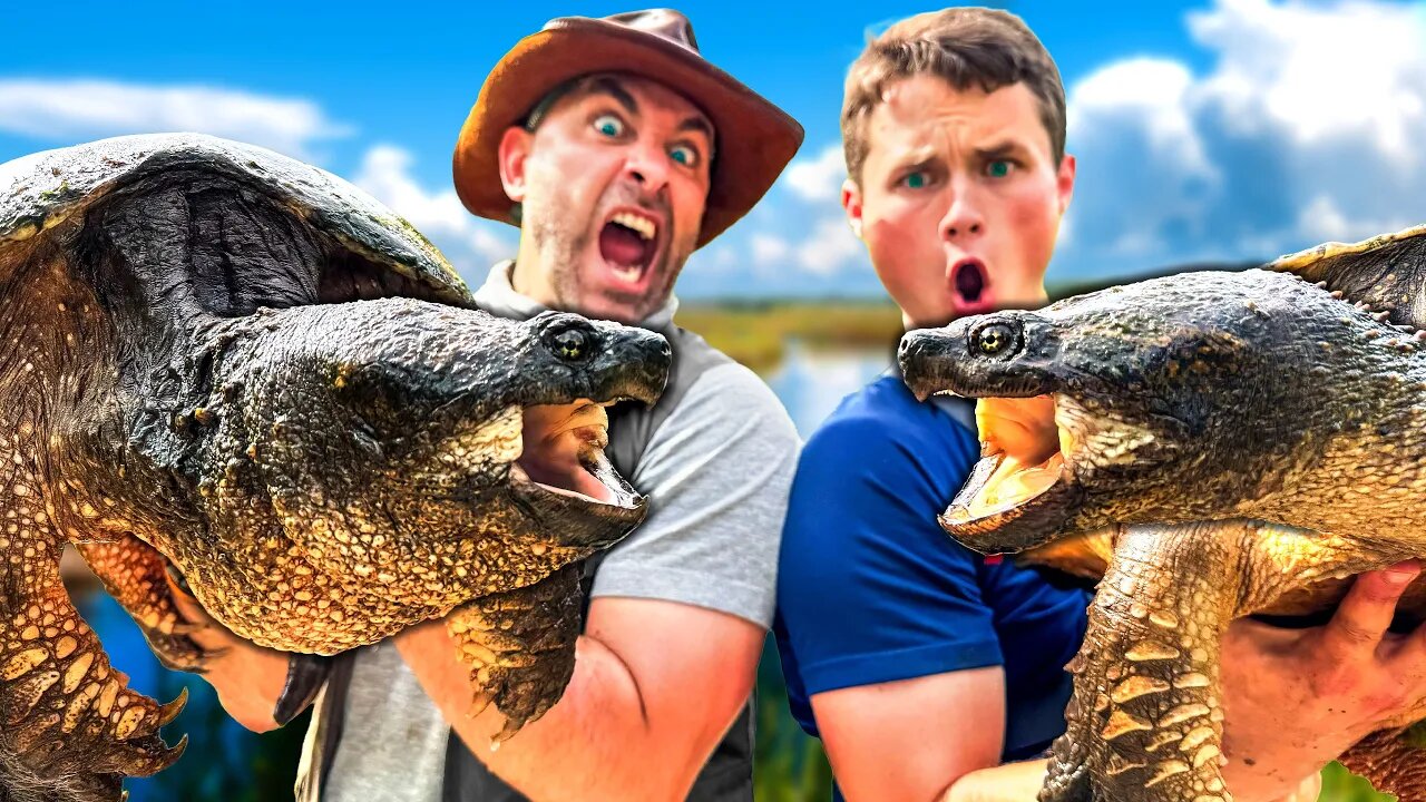 Can Coyote Peterson and Ray Tiller Catch the GIANT Snapping Turtle？