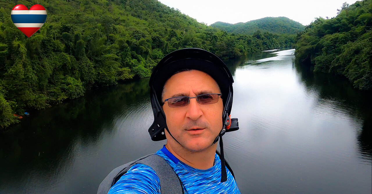 Thailands Temple Ruins & Epic Mountain