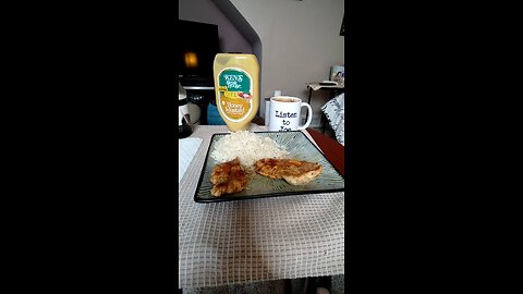 Eating Simple Truth Organic Chicken Breast, Boneless Skinless, Dbn, MI, 6/15/25