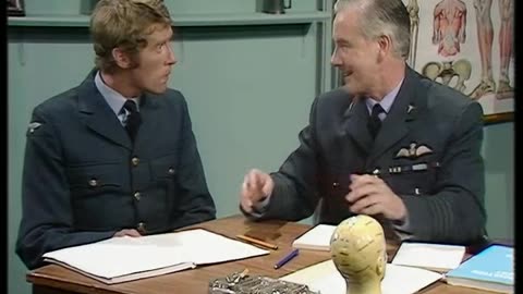 SOME MOTHERS DO ;AVE EM S02E02 - The RAF Reunion