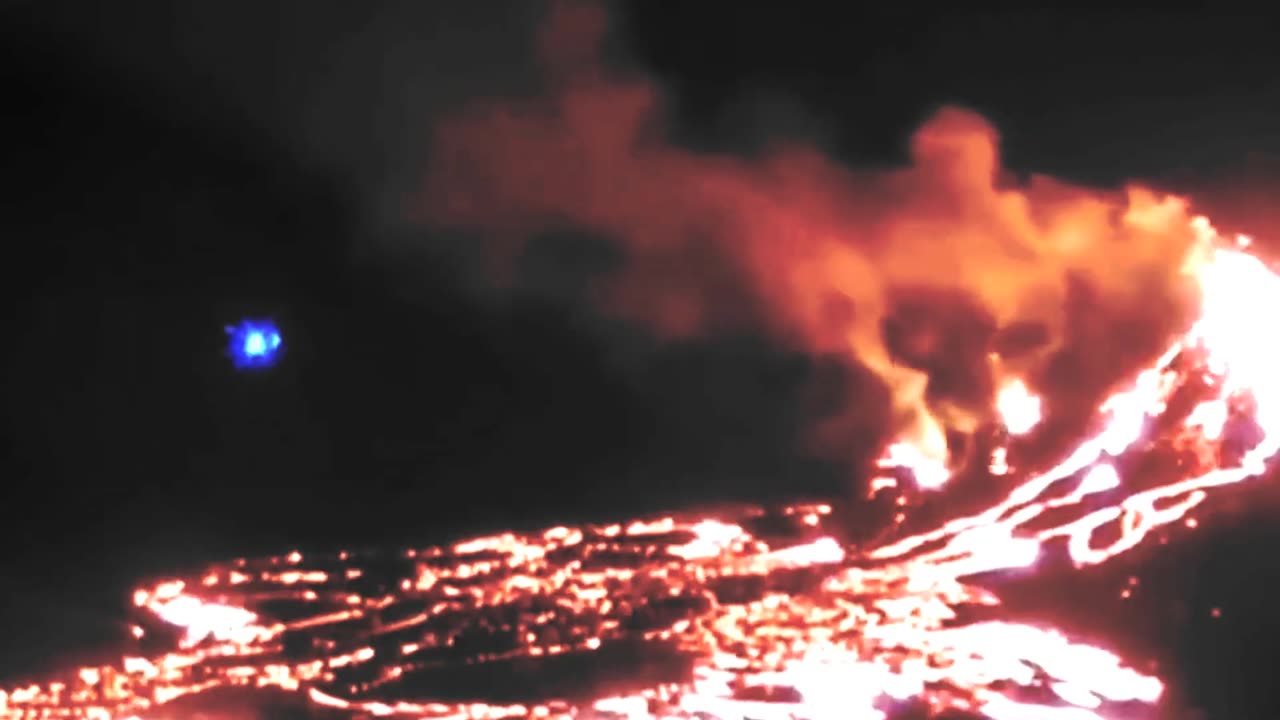Un OVNI géant a été repéré autour d'un volcan en Islande