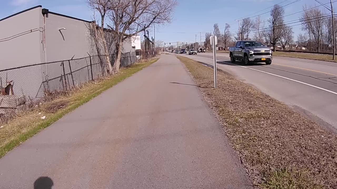 Cycling Western New York - Shoreline Trail Through North Tonawanda