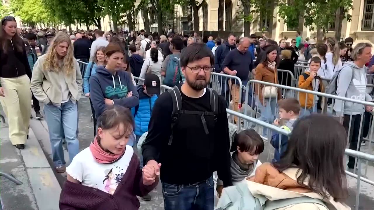 Macron decorates those who restored Notre-Dame