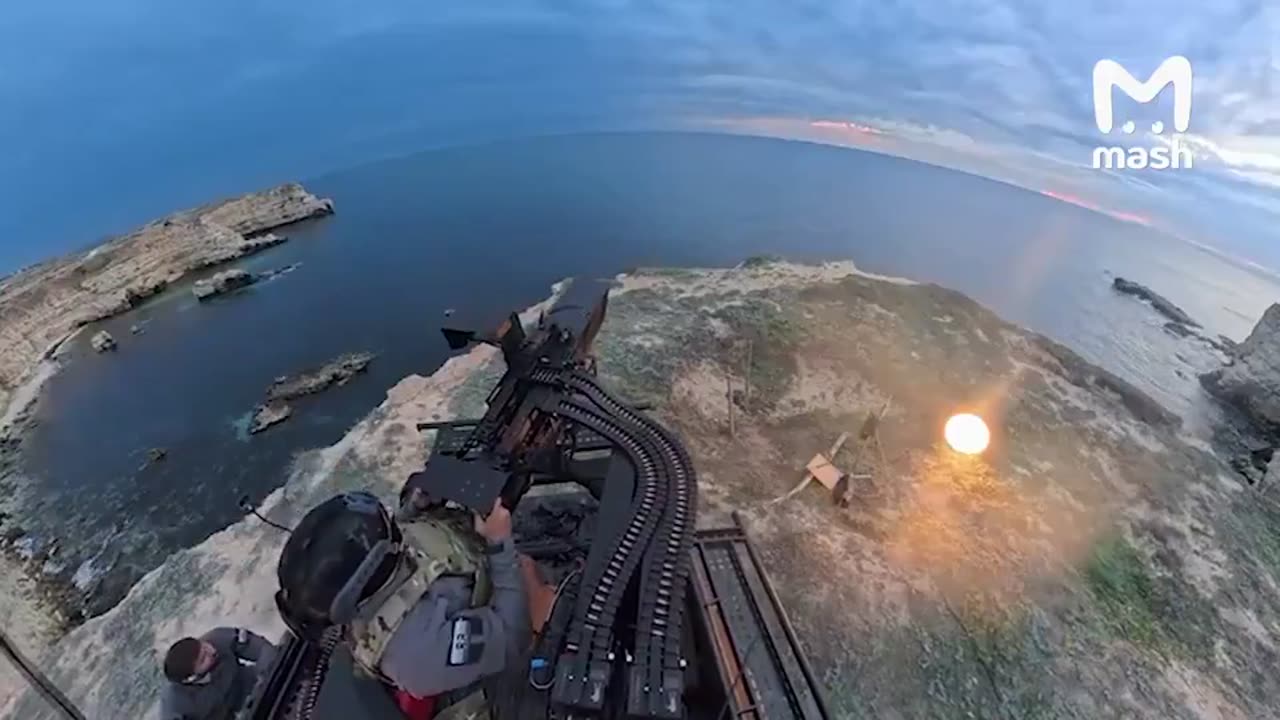 🇺🇦🇷🇺 Air defense groups: Two paired PKT machine guns with AI support for targeting.