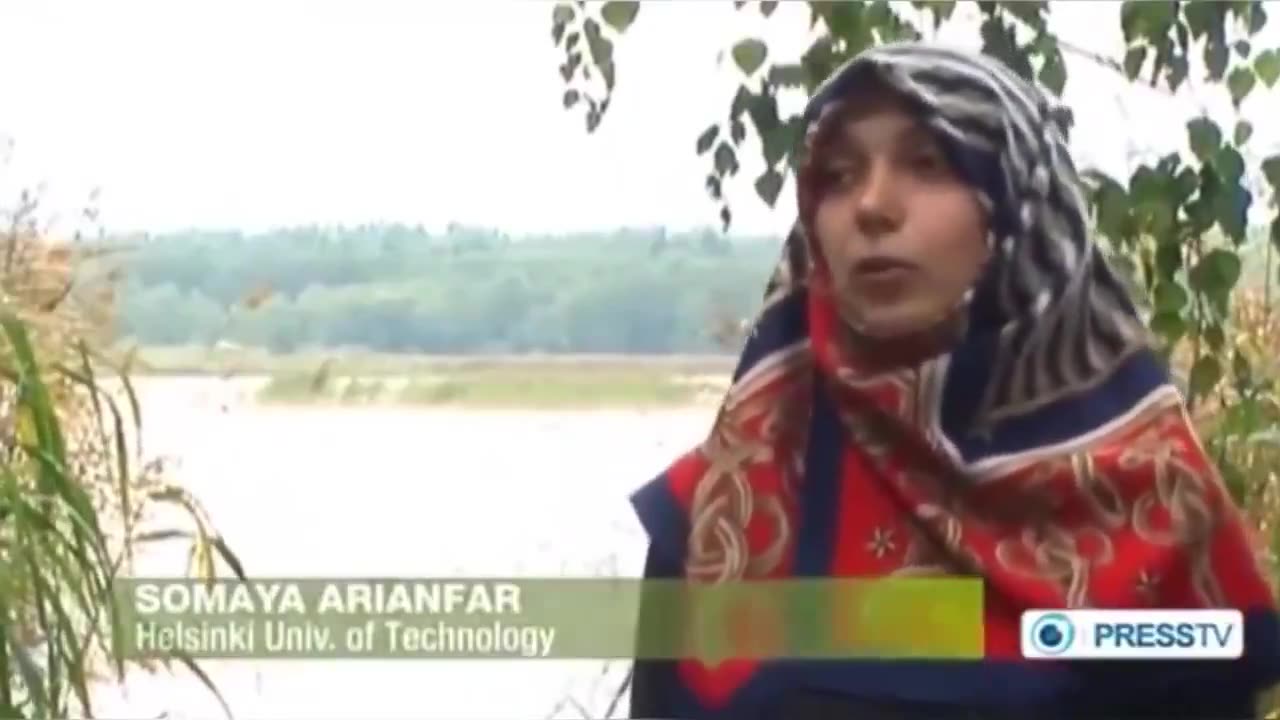 Muslim woman moved to Finland and complains that there are too many Finns.