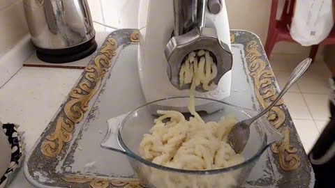 How to Make Delicious, Crispy, and Long-Lasting Potato Kuftah