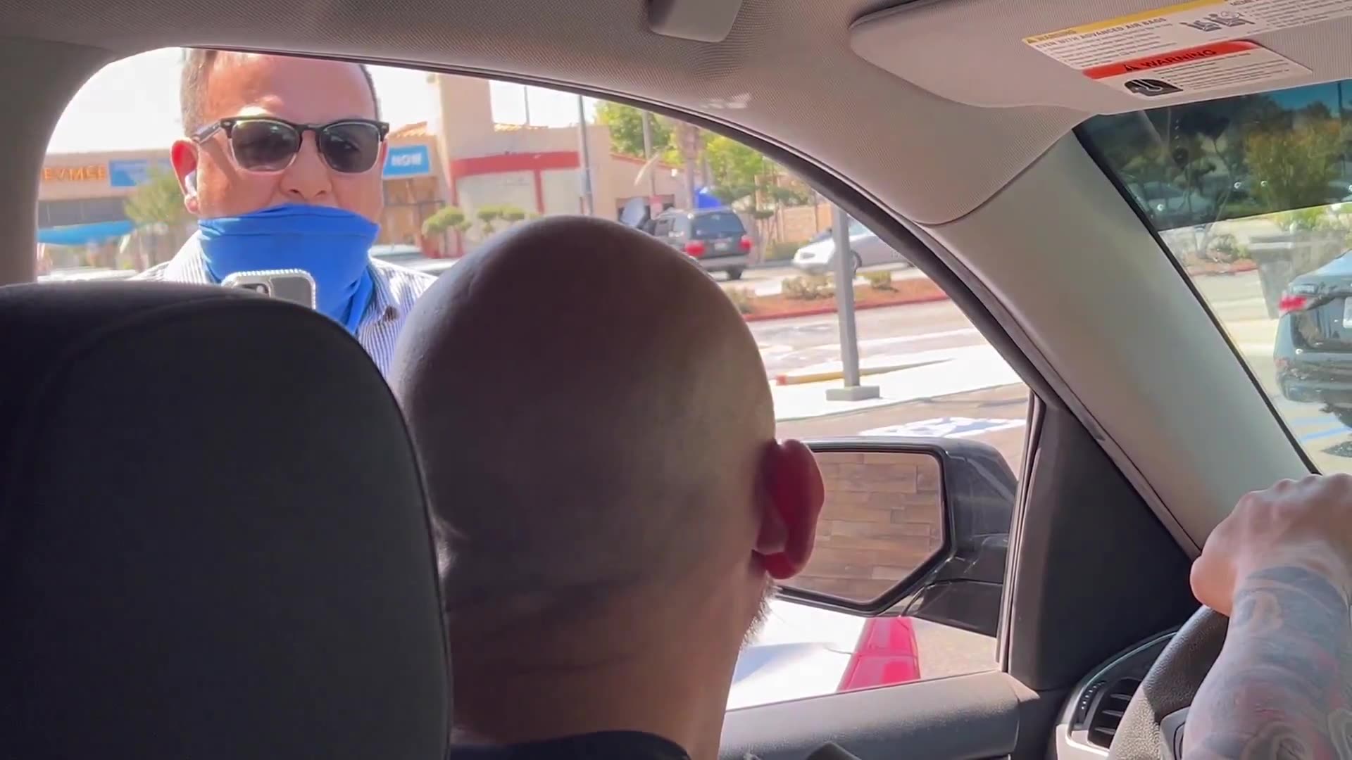 WATCH: Man confronts Federal Agents in Los Angeles