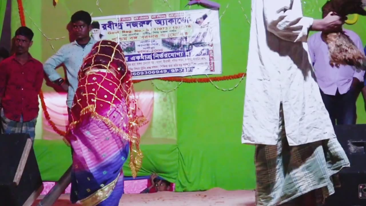 শফিকের ছেলে রিয়াজ এখন মুরগি চোর। সফিক, রিয়াজ, শ্রাবণী। সফিক ফানি ভিডিও। সফিকের ভিডিও।