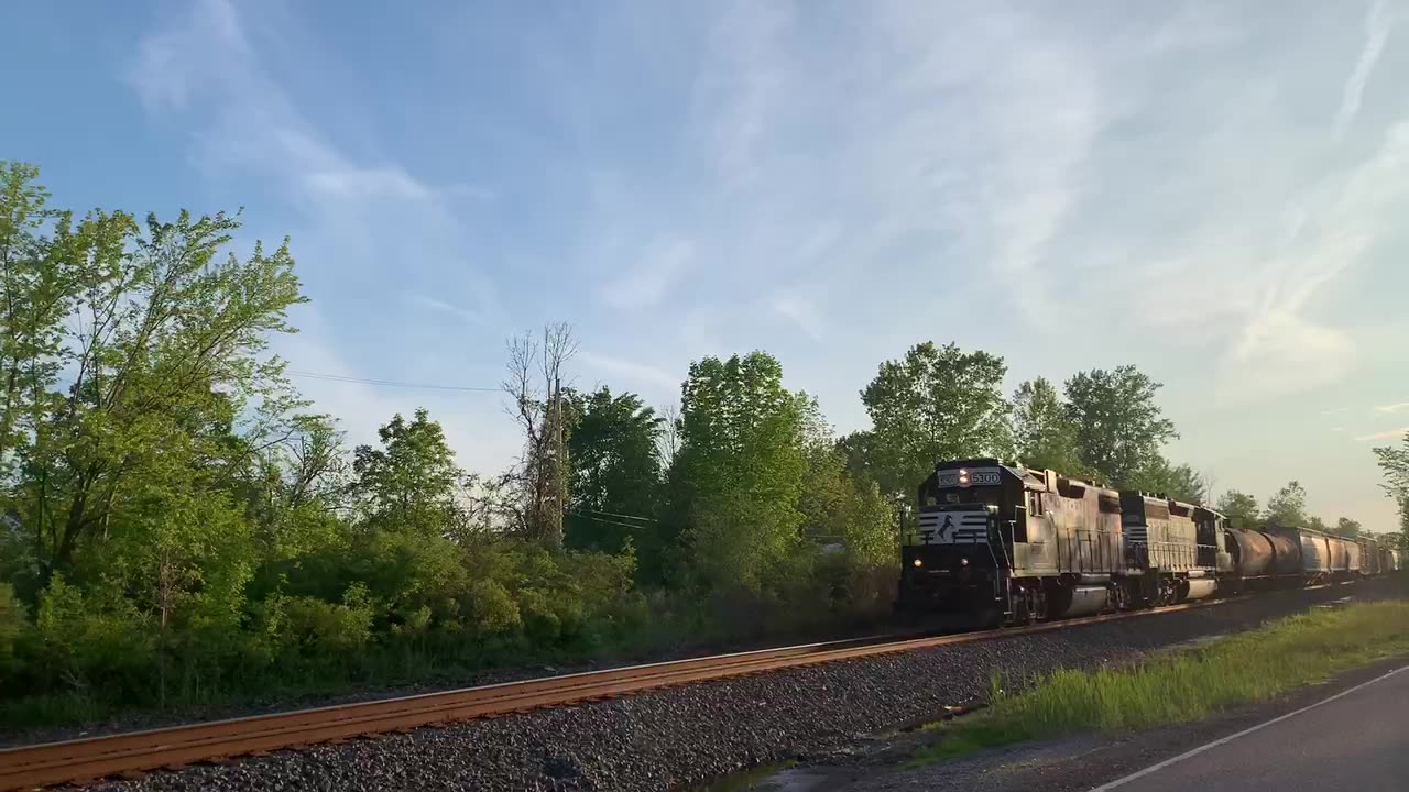 Lightning Fast NS Train part 1 Jumping Geeps