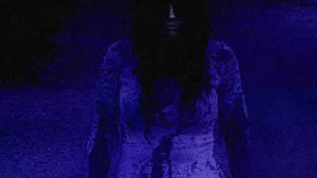 Ghoul Girl in Allyway