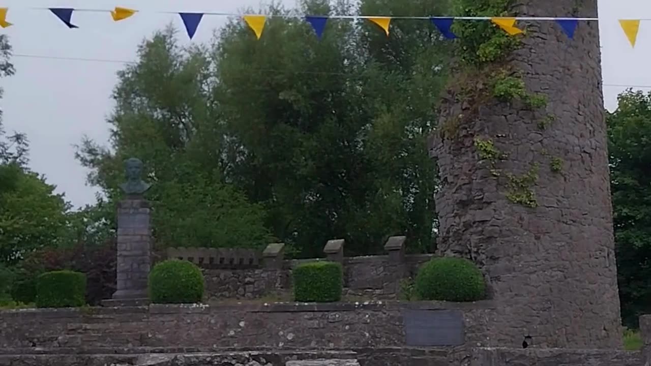 Hidden Gem of Tipperary: Discover the History of Golden Castle 🇮🇪🏰