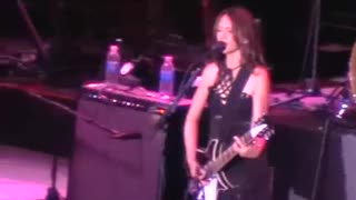 Bangles - If She Knew What She Wants = Live LA County Fair 2008