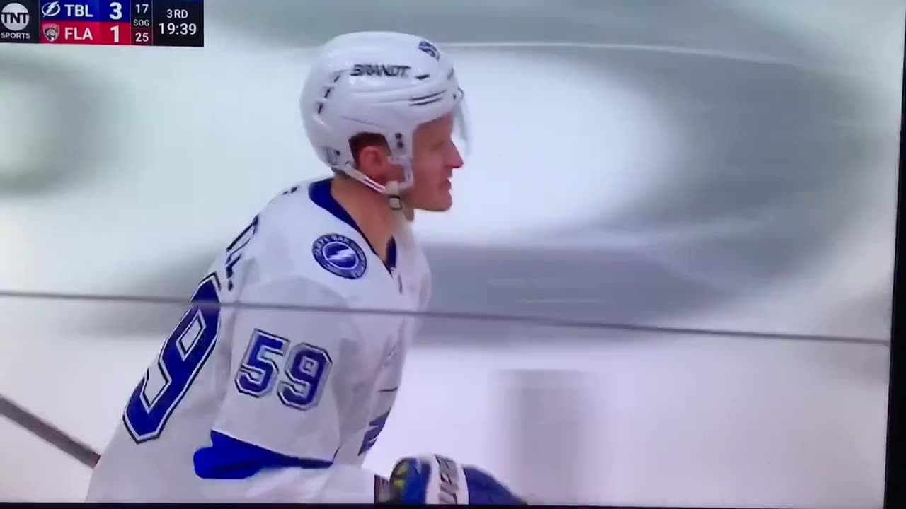 TBL C #59 Jake Guentzel 🥅(3)🏒Batted Goal