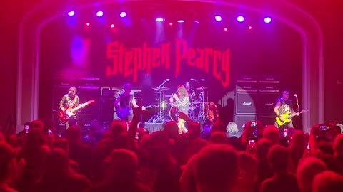 Stephen pearcy ( live)