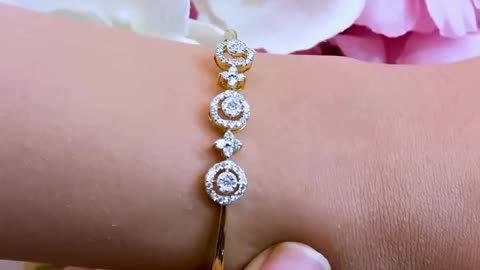 Best Diamond Jewellers in Hughes Road, Mumbai | Wedding Diamond Necklace