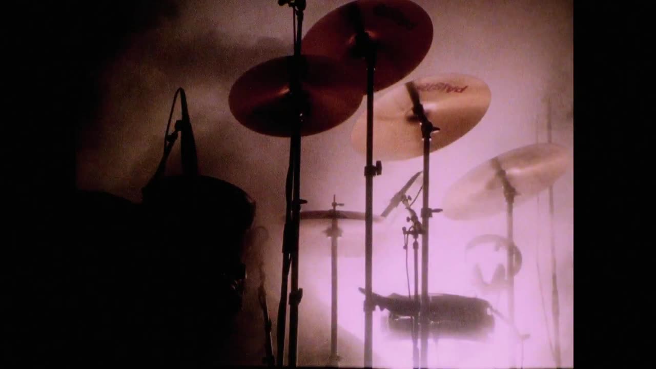 Private Investigations - Dire Straits (live)