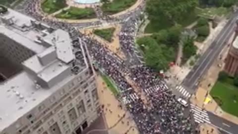 protest in Philly to the sound of ＂long live the intifada＂ chants
