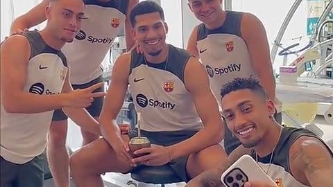 🎬 Title: “Real Madrid Players Looking Like Models | Style & Elegance of the Kings 👑⚪”