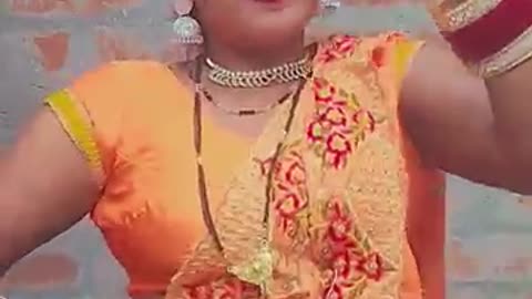 Dekha To Nahin Hai Vaibhav Kal ke banata