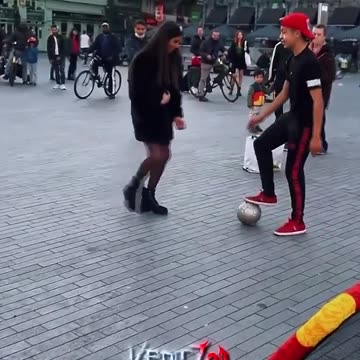 Others Freestyle Humiliating People vs This Girl 🥶 | #edit #freestyle #nutmeg #newyork #cr7