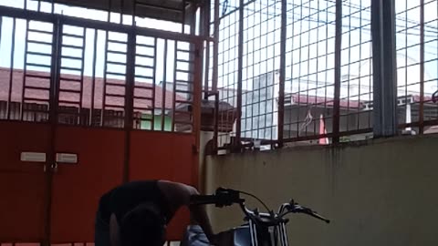 Washing the King Motorcycle: Clean and Shiny Ride