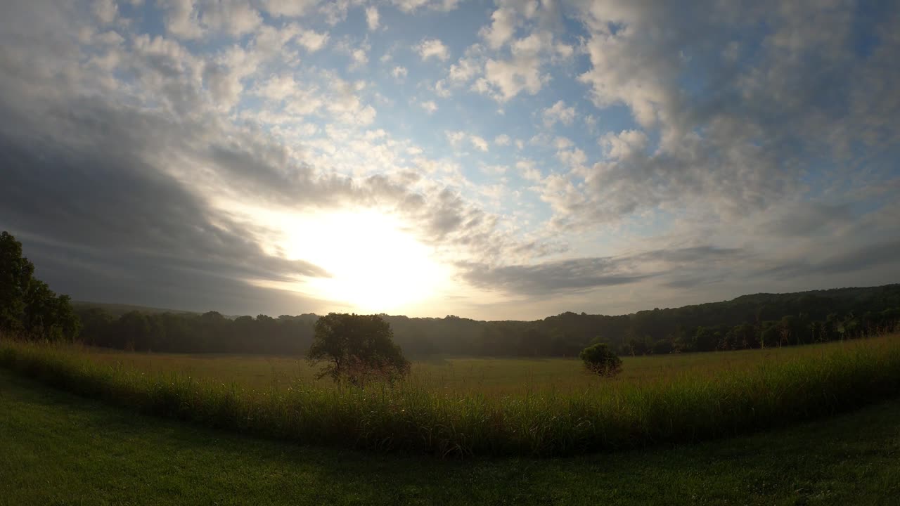 Sun ☀ Rise 7 8 25 69f/20c