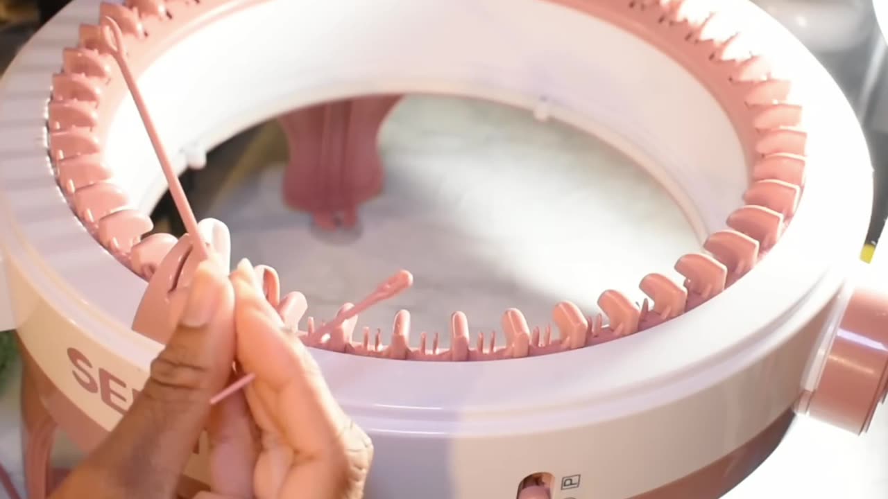 Sentro Knitting Machine Darning Needles & Crochet Hook Explained