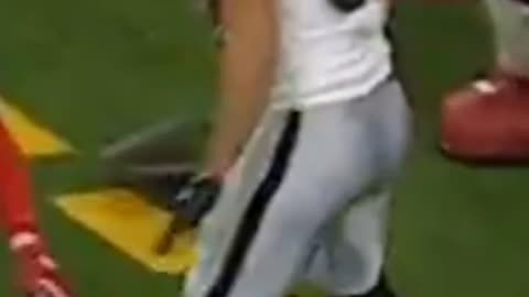 Raiders Lose Brock Bowers to IR