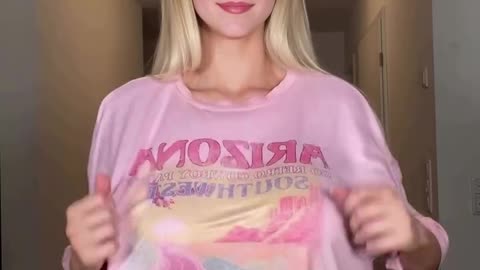 HOT GIRL