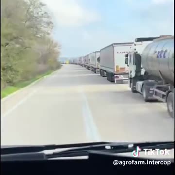 People are saying it’s the biggest farmers protest in Greece history