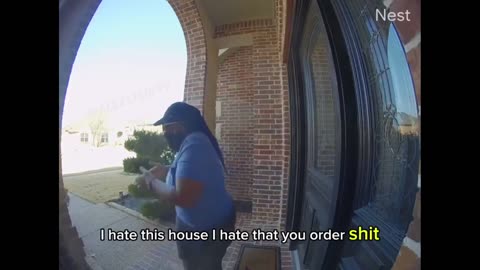 Amazon Worker seems to not be in the right job lol - she hates this customer