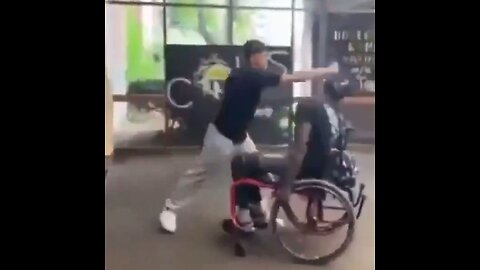 Bully attacks student in wheelchair, entire school jumps in to fight bully