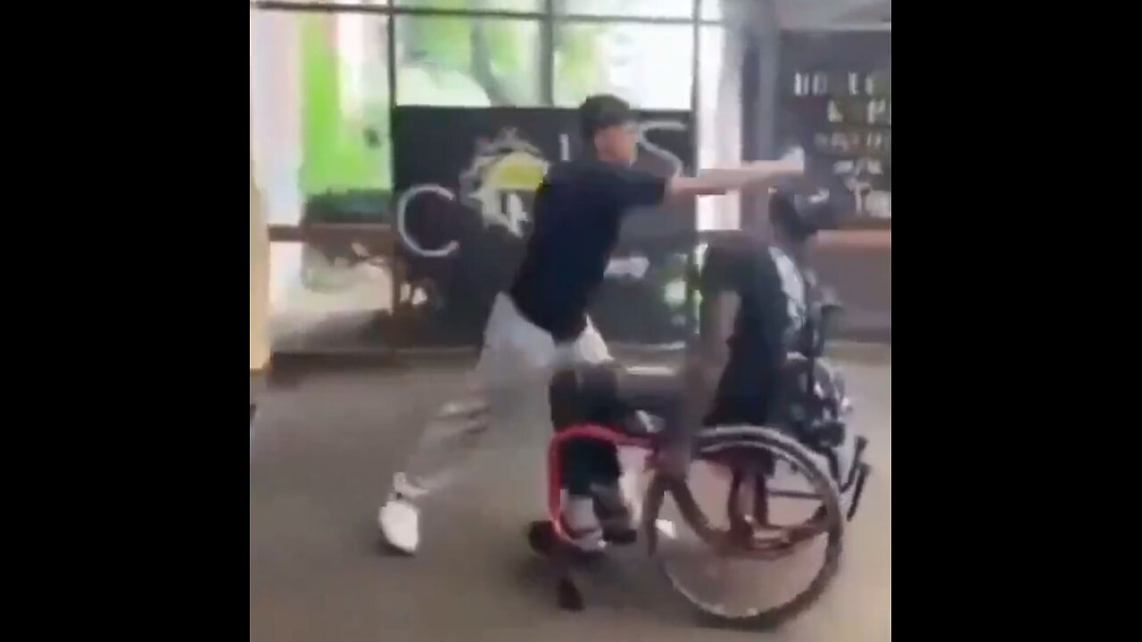 Bully attacks student in wheelchair, entire school jumps in to fight bully
