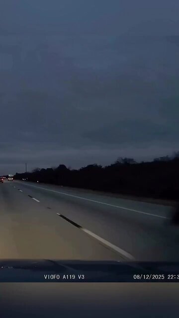 Dashcam: Small Plane Emergency Lands on Florida I-95 & Hits Car – Everyone Survives!