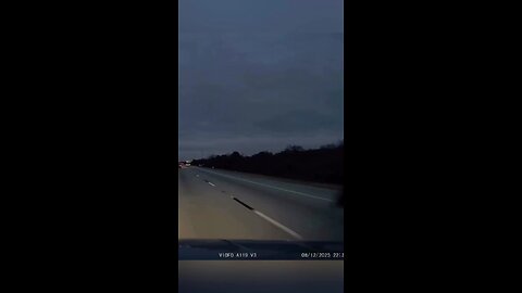 Dashcam: Small Plane Emergency Lands on Florida I-95 & Hits Car – Everyone Survives!