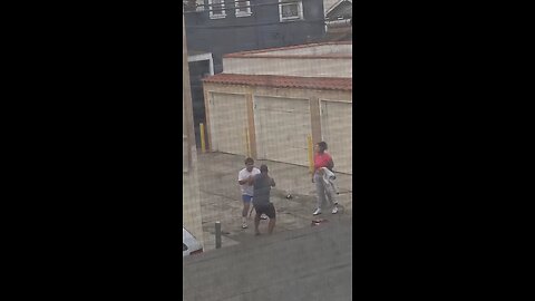 Alley Brawl. Pelea Callejera. 10.25.2025