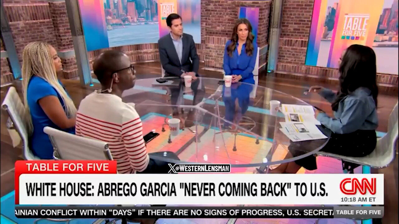Voted For It! Dem CNN Panelists Shocked Americans Approve Trump's Handling Of Illegal Alien Crisis
