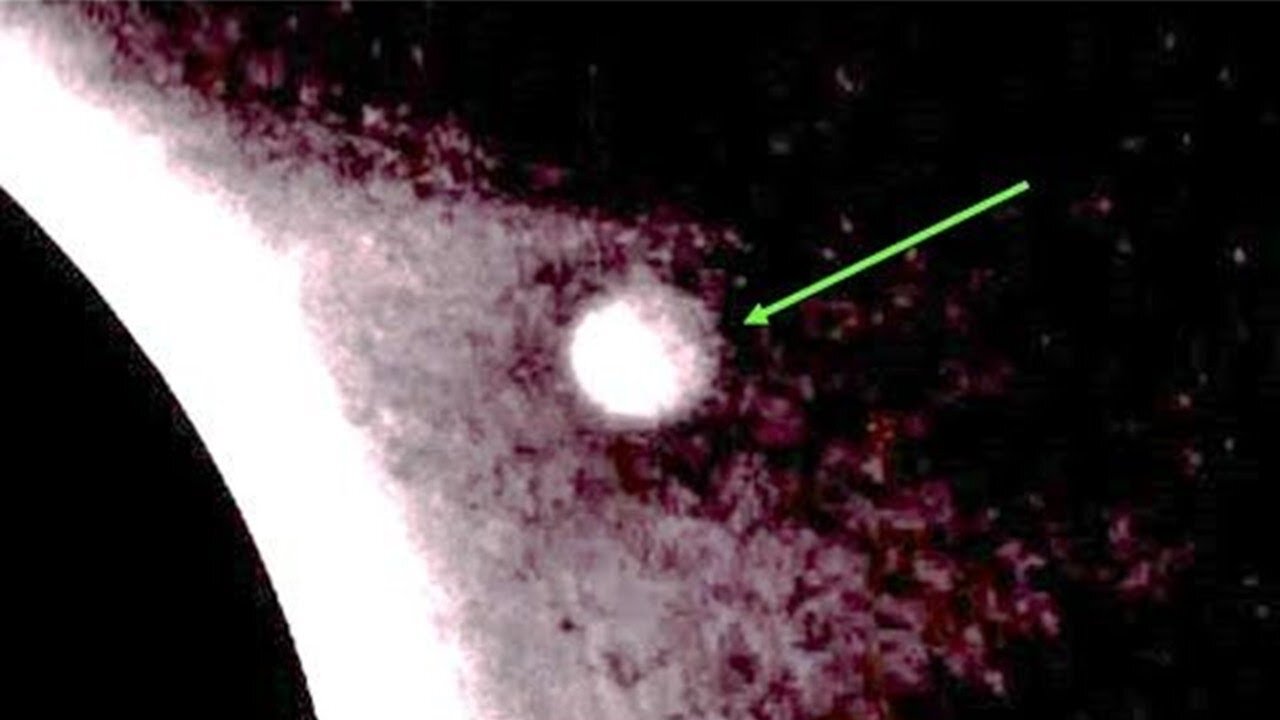 Massive Structure Was Just Detected Heading Towards Earth Scientists Have No Idea What It Is