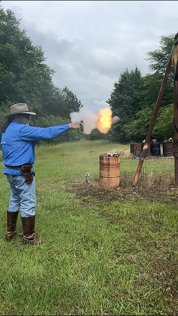 45Colt, Ruger New Model Vaquero, 250grain Hard Cast and Unique Powder.