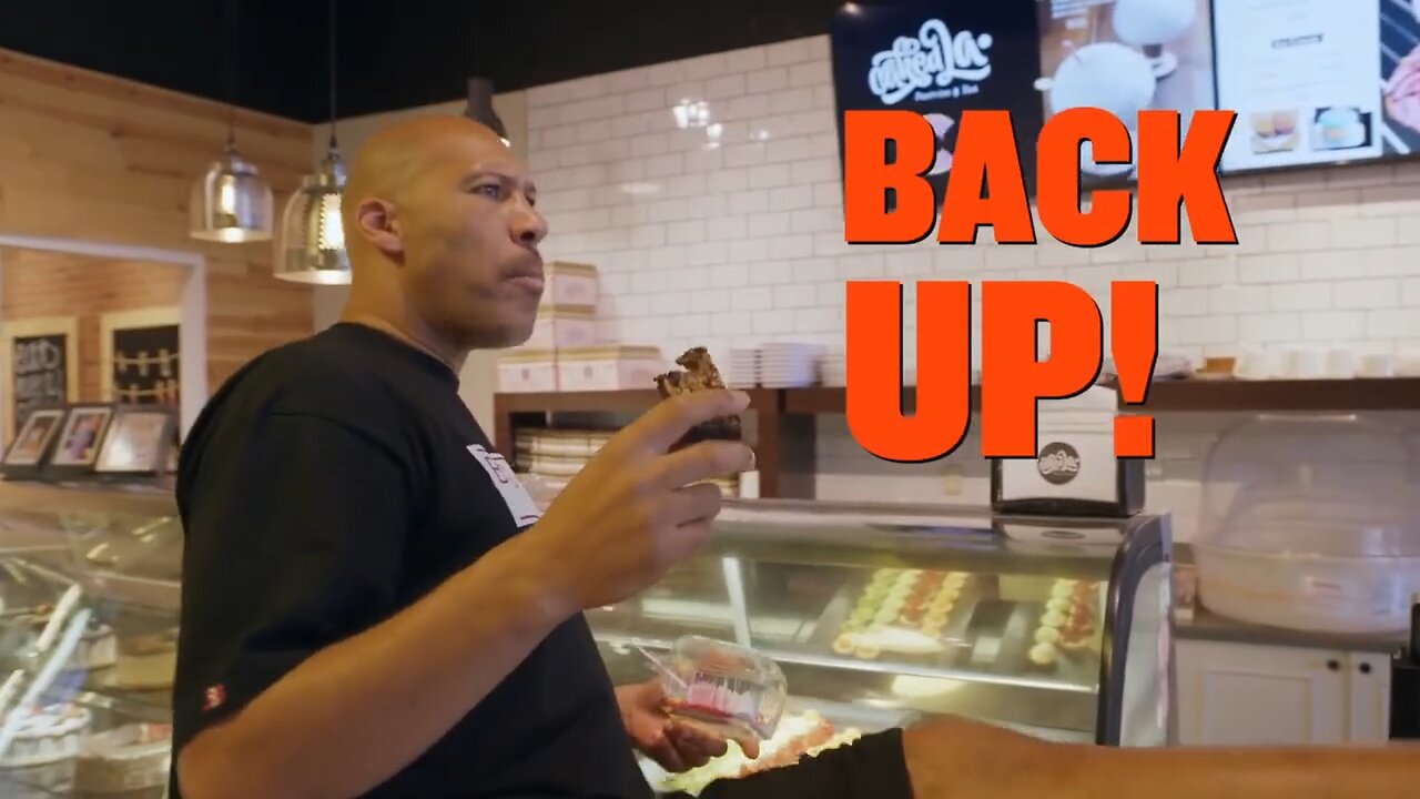Ball In The Family S2 E3 (Lavar's Birthday)