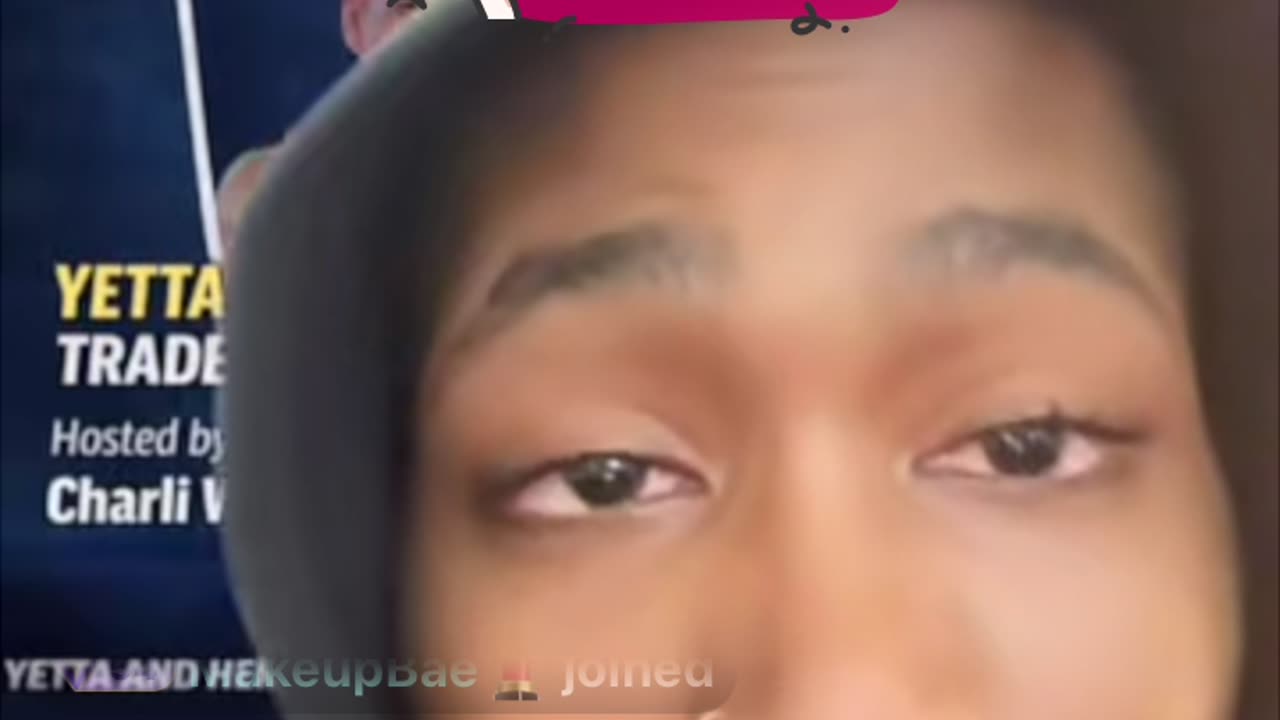 CHARLI READS PUMPKIN !!!