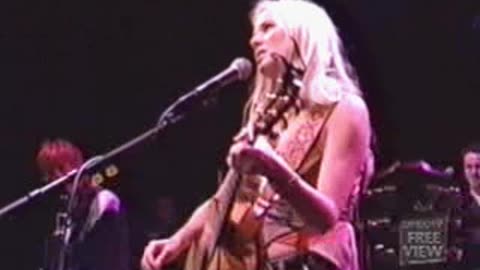 Jewel - At Humphrey's By The Bay -12- Everybody Needs Someone Sometime