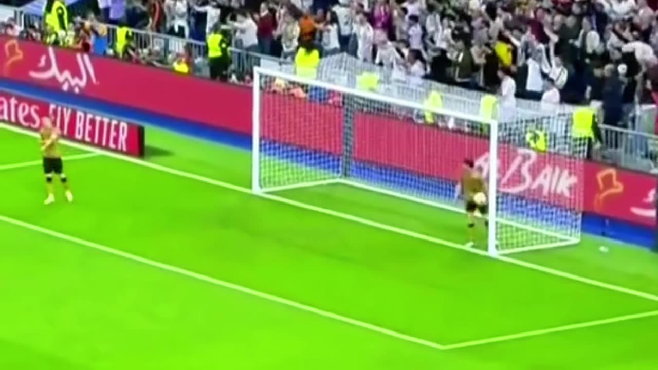 He Scored Then Went CRAZY 🔥 Unbelievable Goal Celebration