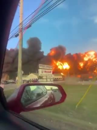 Moment of explosion after plane crash at International Airport in Louisville, Kentucky.