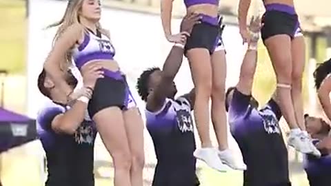 Trending: More game day stunts #Shorts #Cheer #Stunt